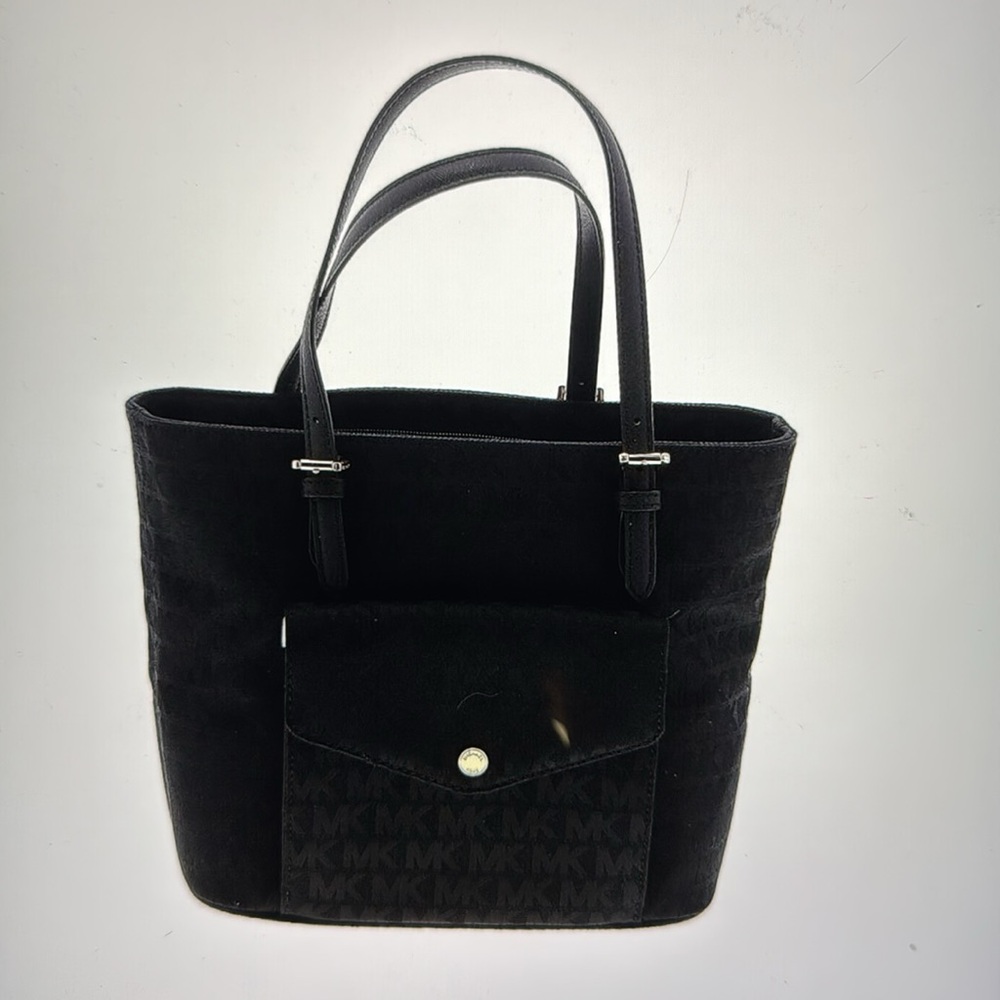 Michael Kors jet set solid black medium multi pockets tote bag pre owned used